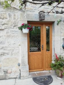 Exteriér nebo vchod ubytování Un nid entre vignes et pierres "Pic St Loup" Claret