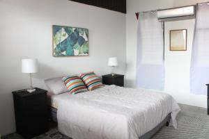 Voodi või voodid majutusasutuse Hotel Cañas toas
