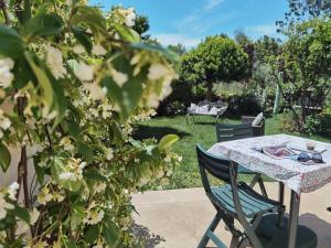 Градина пред Il Giardino Di Tatiana Rooms & Breakfast