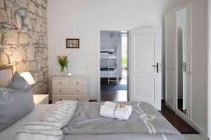 Voodi või voodid majutusasutuse Captain's Suite toas