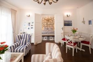 Istumisnurk majutusasutuses Captain's Suite