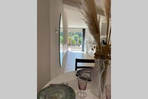 Photo de la galerie de l'établissement Appartement avec jardin -alentours Ajaccio centre, à Alata