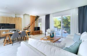 Posedenie v ubytovaní Hotel ASTERA