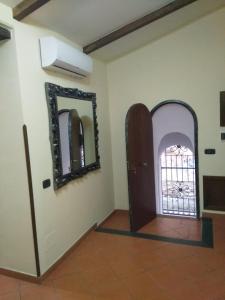 Fotografia z galérie ubytovania Home in love: vicoletto dei presepi v Neapole