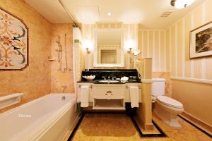 Un baño de Hong Kong Disneyland Hotel