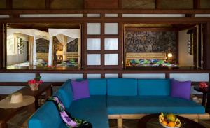 Area soggiorno di Coconuts Beach Club Resort and Spa