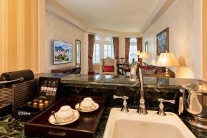 Zona de estar de Hong Kong Disneyland Hotel