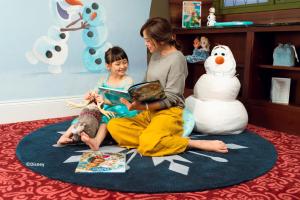 Clientes alojados en Hong Kong Disneyland Hotel