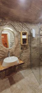 Kúpeľňa v ubytovaní Olympos Toprak evleri Earth houses