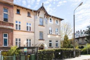 Budova, v ktorej sa apartmán nachádza