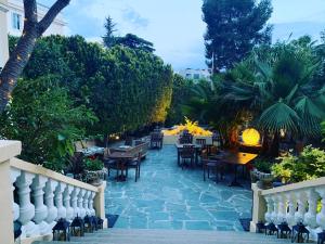 Κήπος έξω από το Hotel Alexandra - Boutique Hotel