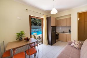 Mynd úr myndasafni af DELPHINUS VILLAS-Villa Nikitas í Áyios Nikítas