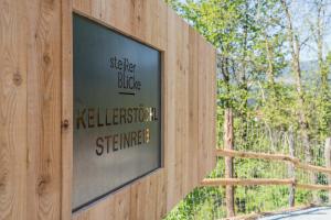 steiRerBLiCke - Kellerstöckl Steinreib的证书、奖牌、标识或其他文件
