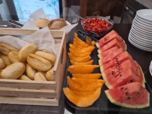 Makanan di atau berdekatan hotel