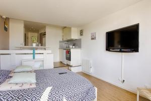 Кухня или мини-кухня в Deauville-Port - Escapade Deauvillaise dans un charmant studio
