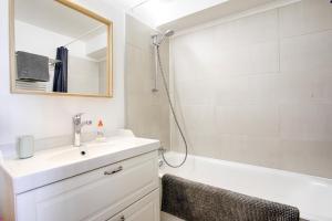 Ванная комната в Deauville-Port - Escapade Deauvillaise dans un charmant studio