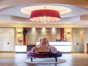 
The lobby or reception area at Mercure Exeter Southgate Hotel
