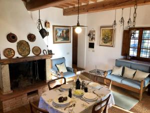 Gallery image of Podere Morena with sea view, private terrace by ToscanaTour Greg in Guardistallo