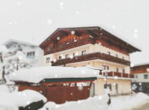 Fotografia z galérie ubytovania Appartements Mooslechner v destinácii Altenmarkt im Pongau + 18 fotografií