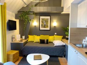 Gallery image of Hotel Les Suites - Domaine de Cr&eacute;cy in Crecy la Chapelle