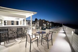 Balcon ou terrasse dans l'établissement Terra Olivia Luxury Villas and Suites