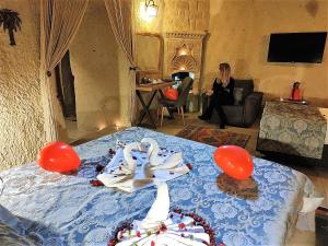 TV a/nebo společenská místnost v ubytování Nox Cave Hotel Special Class