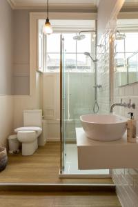 Historic City Centre Apartment Modern Comforts