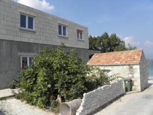 Budynek, w którym mieści się apartament