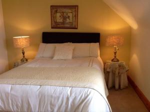 Кровать или кровати в номере Glencurrah House B&B