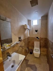 Koupelna v ubytování Chautari Boutique Hotel