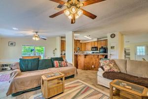 Gallery image of Family-Friendly Home with Deck by Rainbow Springs! in Williston