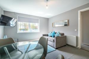 Monicas Apartment - Modern 2 bedroom - Coatbridge