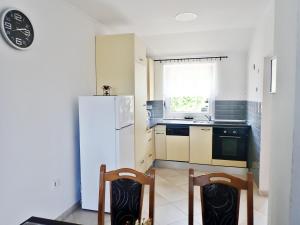 Dapur atau dapur kecil di Apartment Maca
