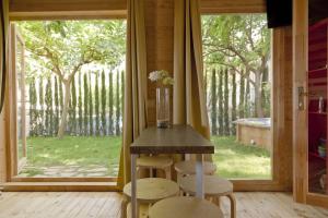 Ein Garten an der Unterkunft Les Moreres