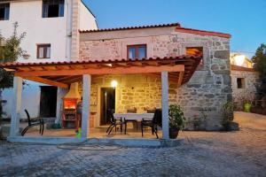 Gallery image of Casa Bento Moura Portugal in Moimenta da Serra