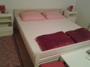 Posteľ alebo postele v izbe v ubytovaní Apartment in Mali Lošinj with Seaview, Terrace, Air condition, WIFI (3780-2)