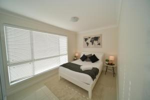 Gallery image of Craig's Place, 2br Short Term Accommodation - Western Sydney Area in Colyton
