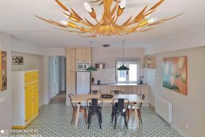 A kitchen or kitchenette at Lalosa suites