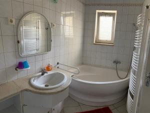 Arany Apartman 7815 Harkány, 23 Rózsa utca kép - 2