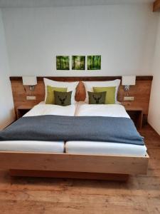 Postel nebo postele na pokoji v ubytování Inn-Apartments