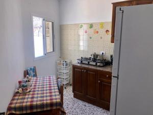 A kitchen or kitchenette at Pensión Playa