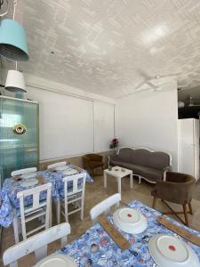 Гостиная зона в Larimar Hotel Cesme