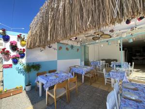 Ресторан / где поесть в Larimar Hotel Cesme