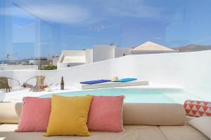 Χώρος καθιστικού στο AQUABLANCA Suite Pool Deluxe en Punta Mujeres