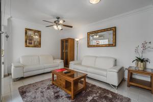 Posedenie v ubytovaní Terrazas del Duque II apartment