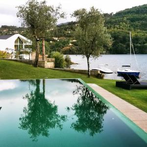 Foto dalla galleria di Douro Suites a Ribadouro