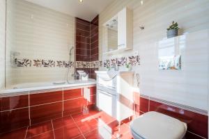 Kúpeľňa v ubytovaní Villa Walir - Spa Hotel Garni SUPERIOR