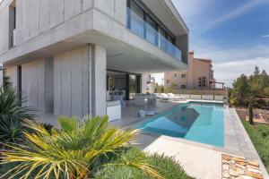 Bazén v ubytovaní Infinity Residence alebo v jeho blízkosti