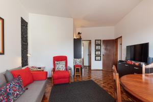Area soggiorno di Casa Da Tapada - Alcantara Riverview Apartment