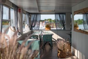 Afbeelding uit fotogalerij van Marina houseboat 2 pax in Lignano Sabbiadoro